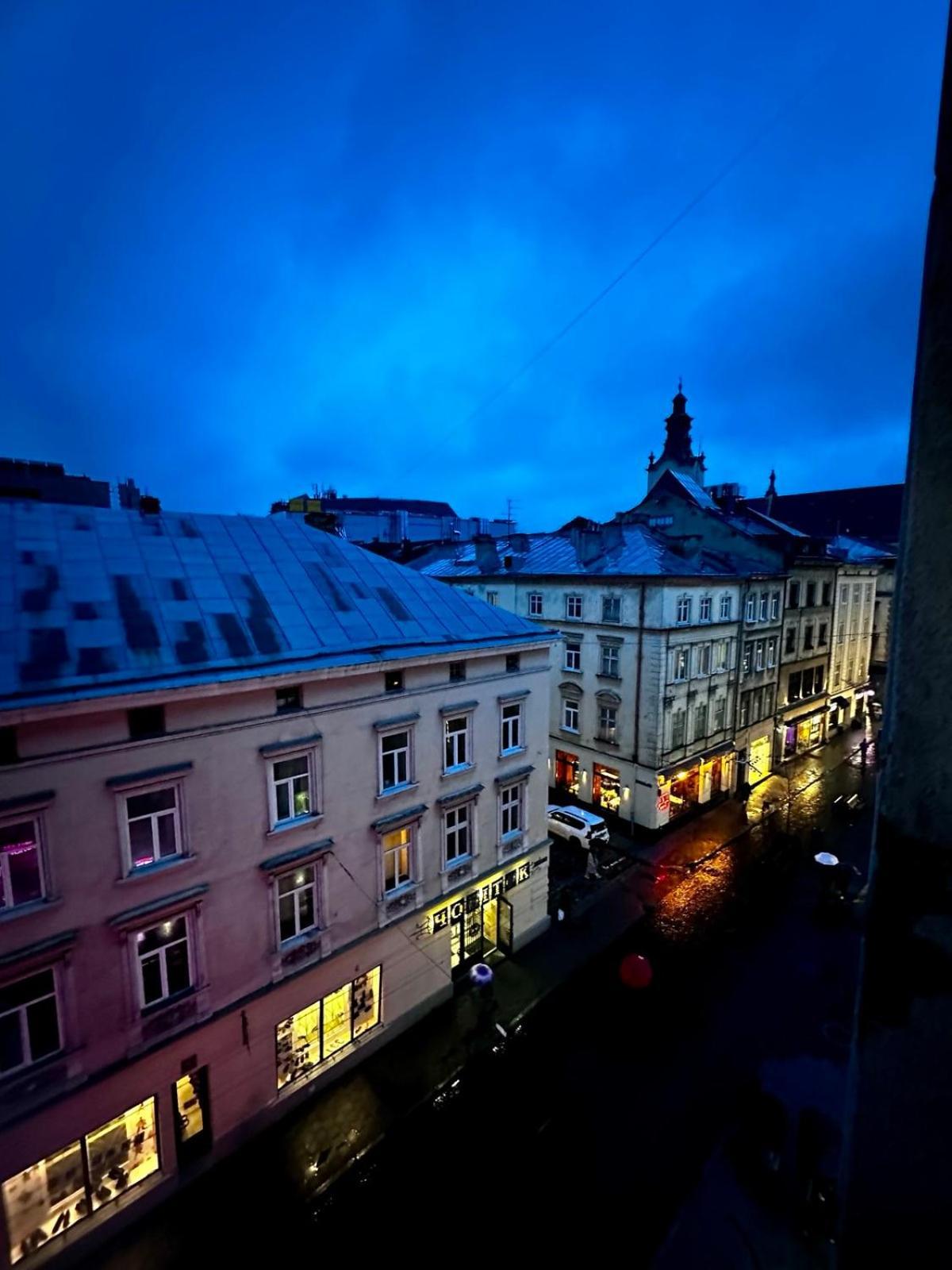 Hotel Gallery 21 Lviv Buitenkant foto