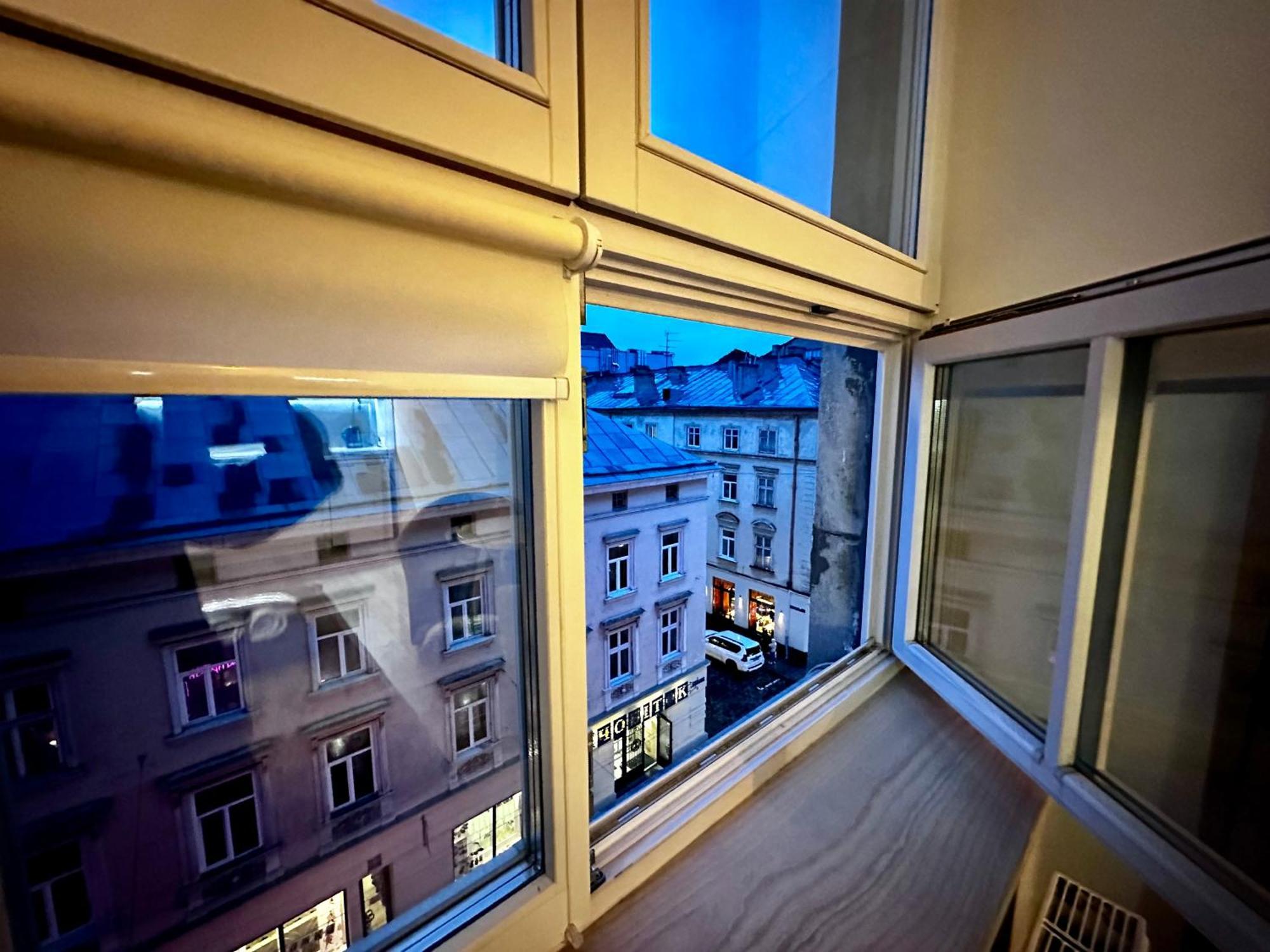 Hotel Gallery 21 Lviv Buitenkant foto