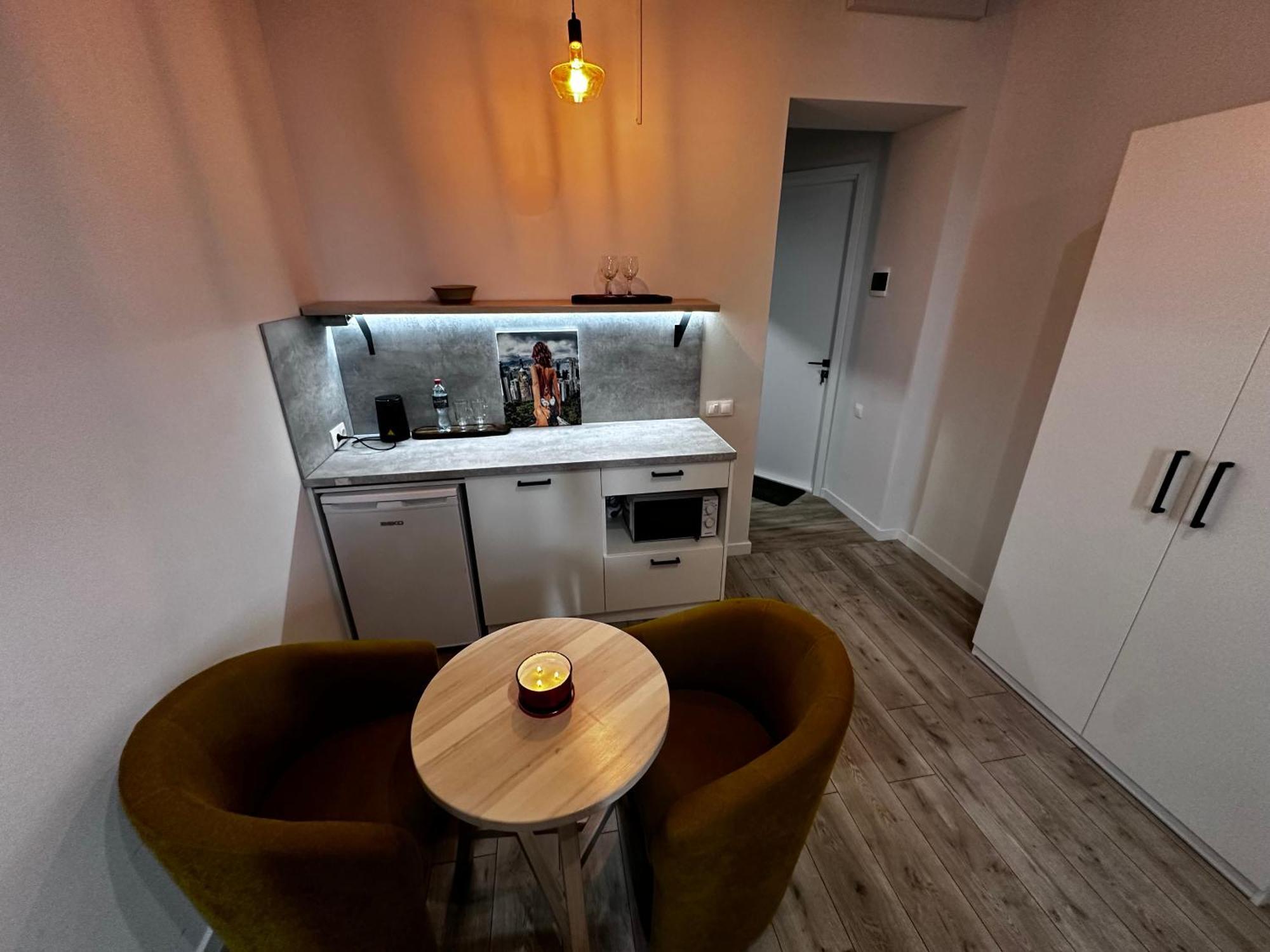 Hotel Gallery 21 Lviv Buitenkant foto